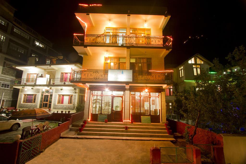 Hotel Ocean Inn Manāli Exteriér fotografie