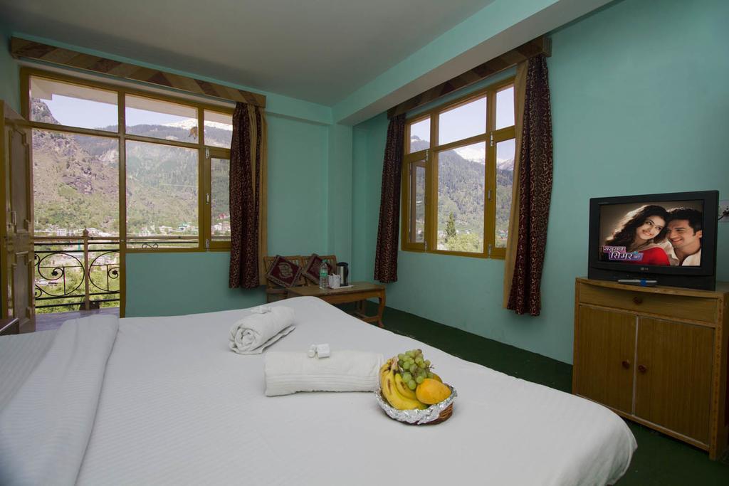 Hotel Ocean Inn Manāli Pokoj fotografie